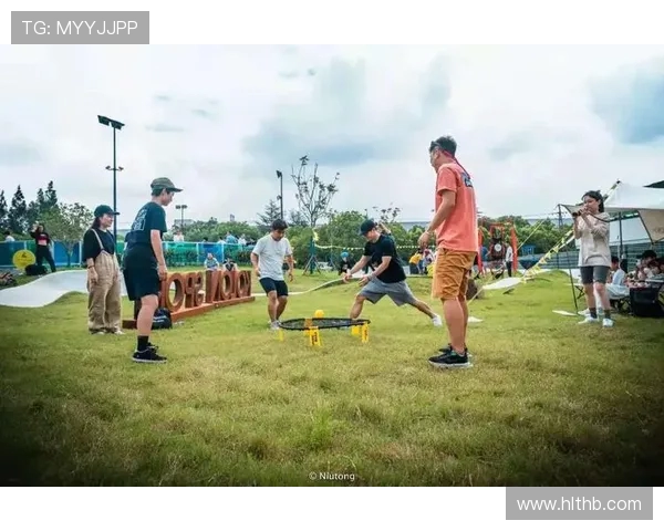 杭州飞盘队在滑板精英赛中的个人能力展现与团队配合分析